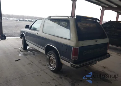 1987 Chevrolet Blazer S10 from USA, damaged, VIN 1GNCT18R3H0152807